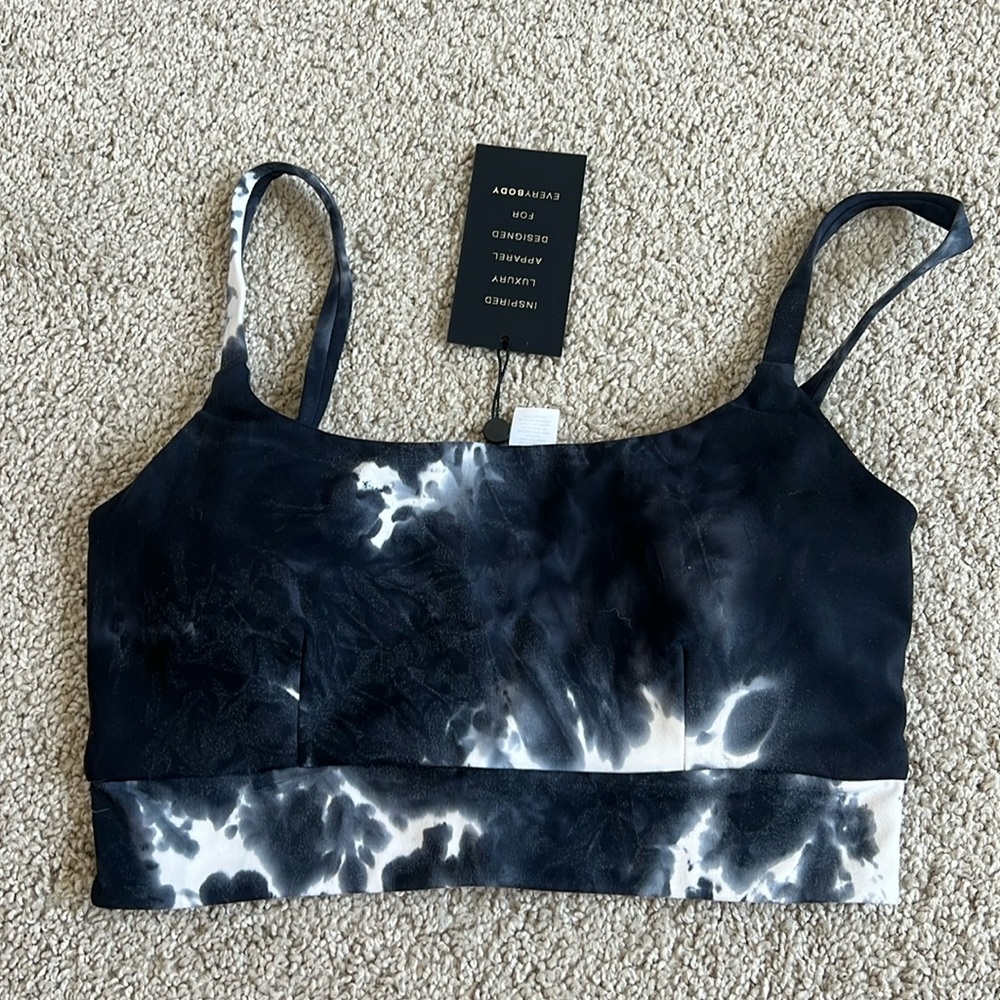 Balance sports bra